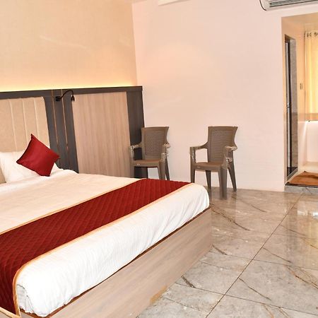 Hotel Gb Residency à Ramanathapuram Extérieur photo