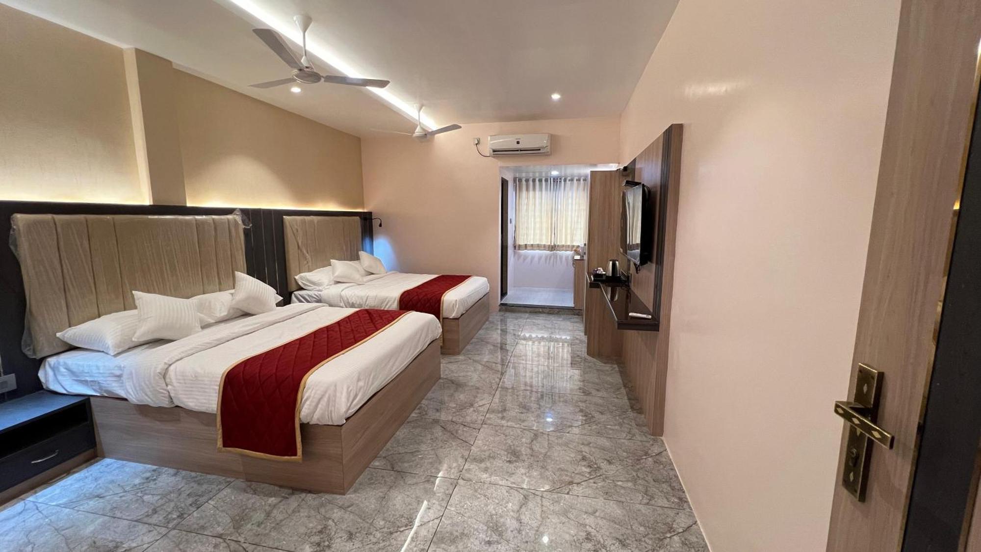 Hotel Gb Residency à Ramanathapuram Extérieur photo