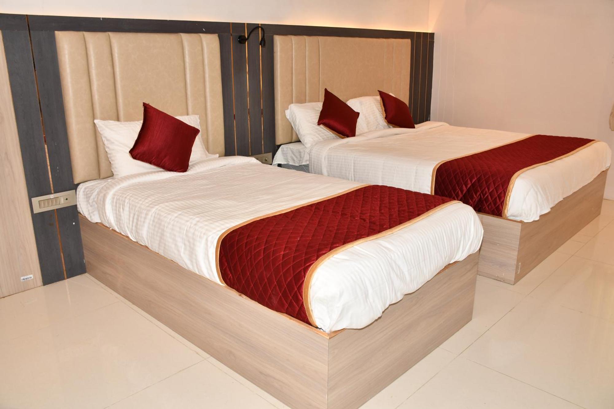 Hotel Gb Residency à Ramanathapuram Extérieur photo