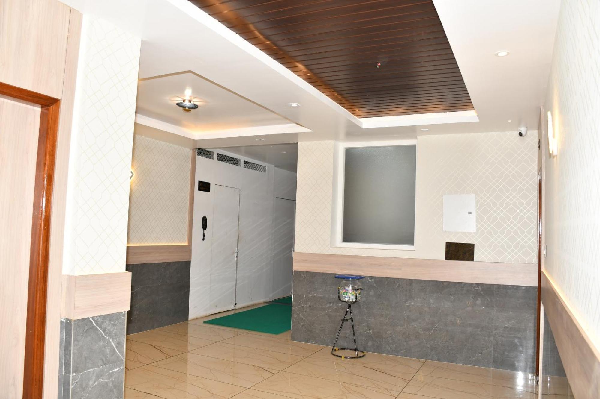 Hotel Gb Residency à Ramanathapuram Extérieur photo