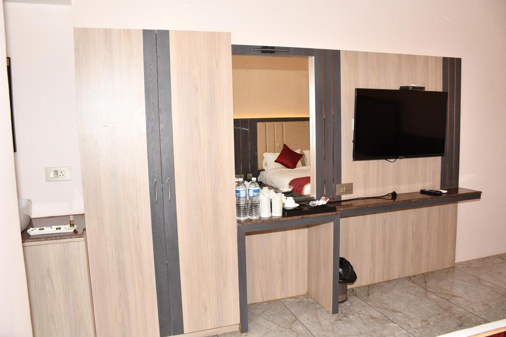Hotel Gb Residency à Ramanathapuram Extérieur photo